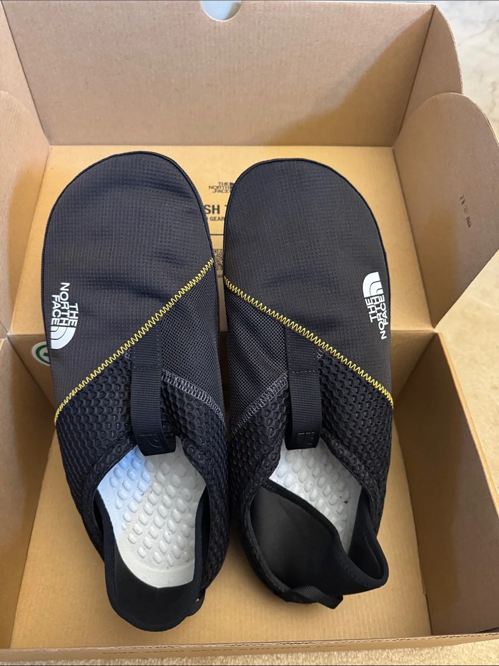 The North Face base camp mule new